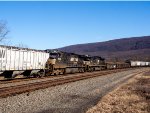 Distributed power on the westbound manifest freight